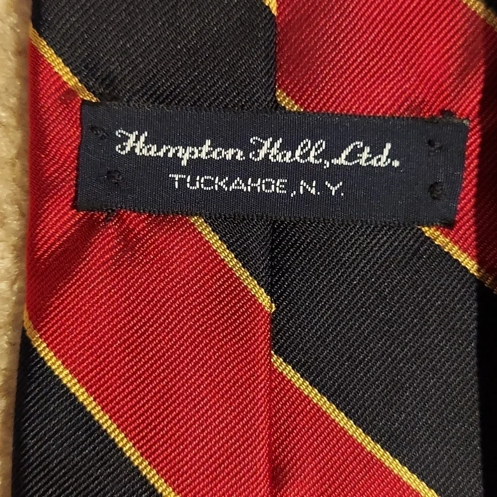 Hampton Hall striped tie